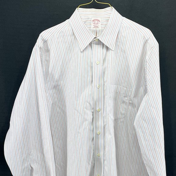 00009-A Brooks Brothers button-down shirt - Picture 1 of 6
